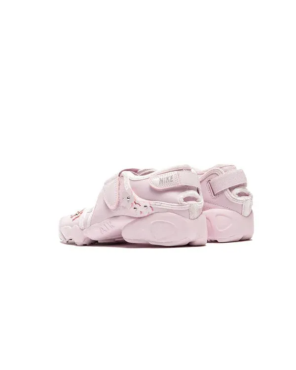 000000_Nike-WMNS-Air-Rift_Bleached-Lilac-Metallic-Silver-Wolf-Grey_IV5682-500_img3