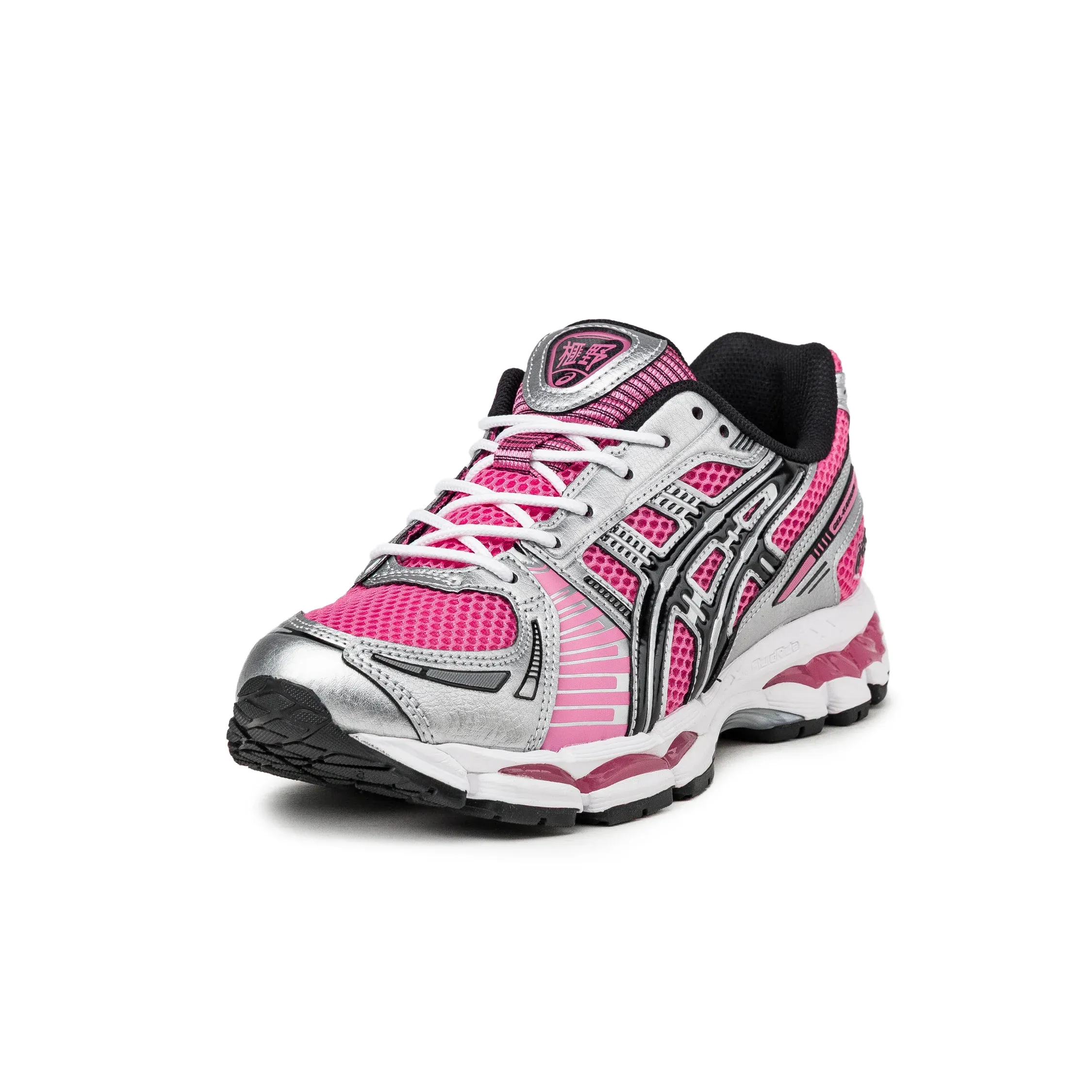 000000_Asics-GEL-Kayano-12.1_Dragon-Fruit-Black_1203A759-701_img1