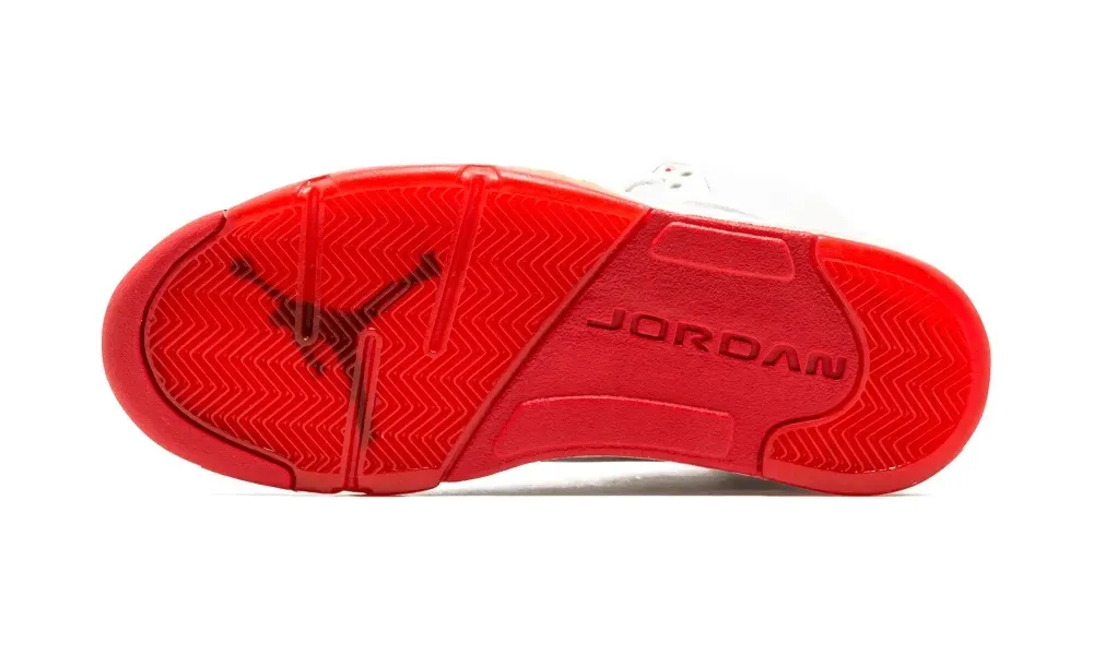 000000_Air-Jordan-5_Sunset_IV5678-102_img3