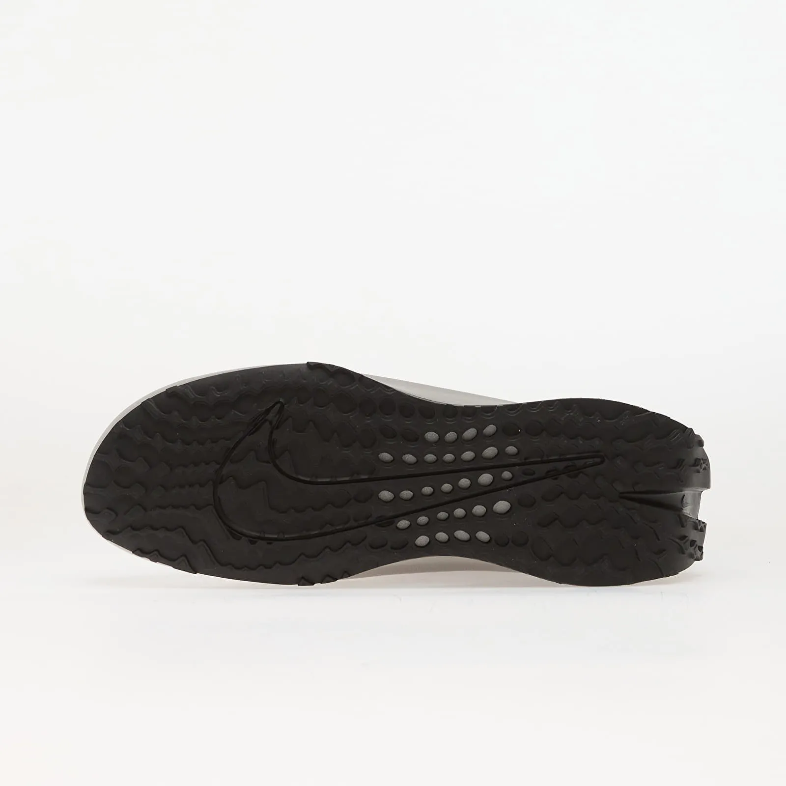 000000_Nike-First-Sight-Noir_Flt-Silver-Metallic-Silver-Black_HQ2409-005_img2