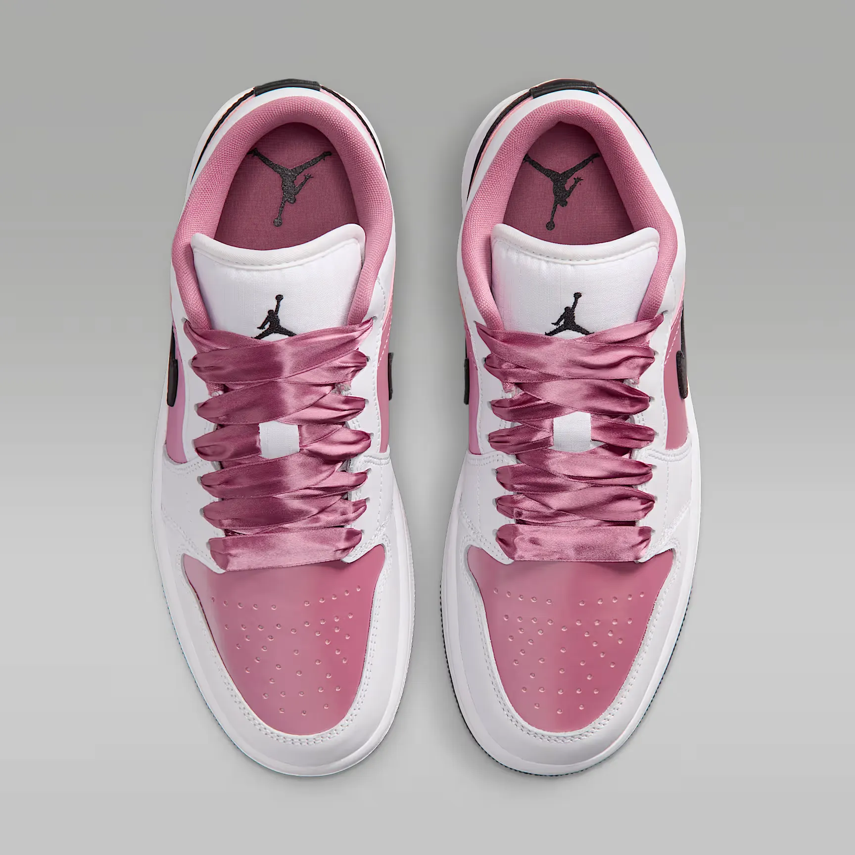 000000_Air-Jordan-1-Low-SE-WMNS_Desert-Berry_IO0668-100_img3