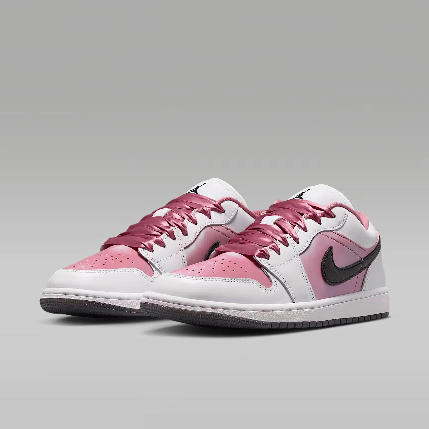 000000_Air-Jordan-1-Low-SE-WMNS_Desert-Berry_IO0668-100_img4