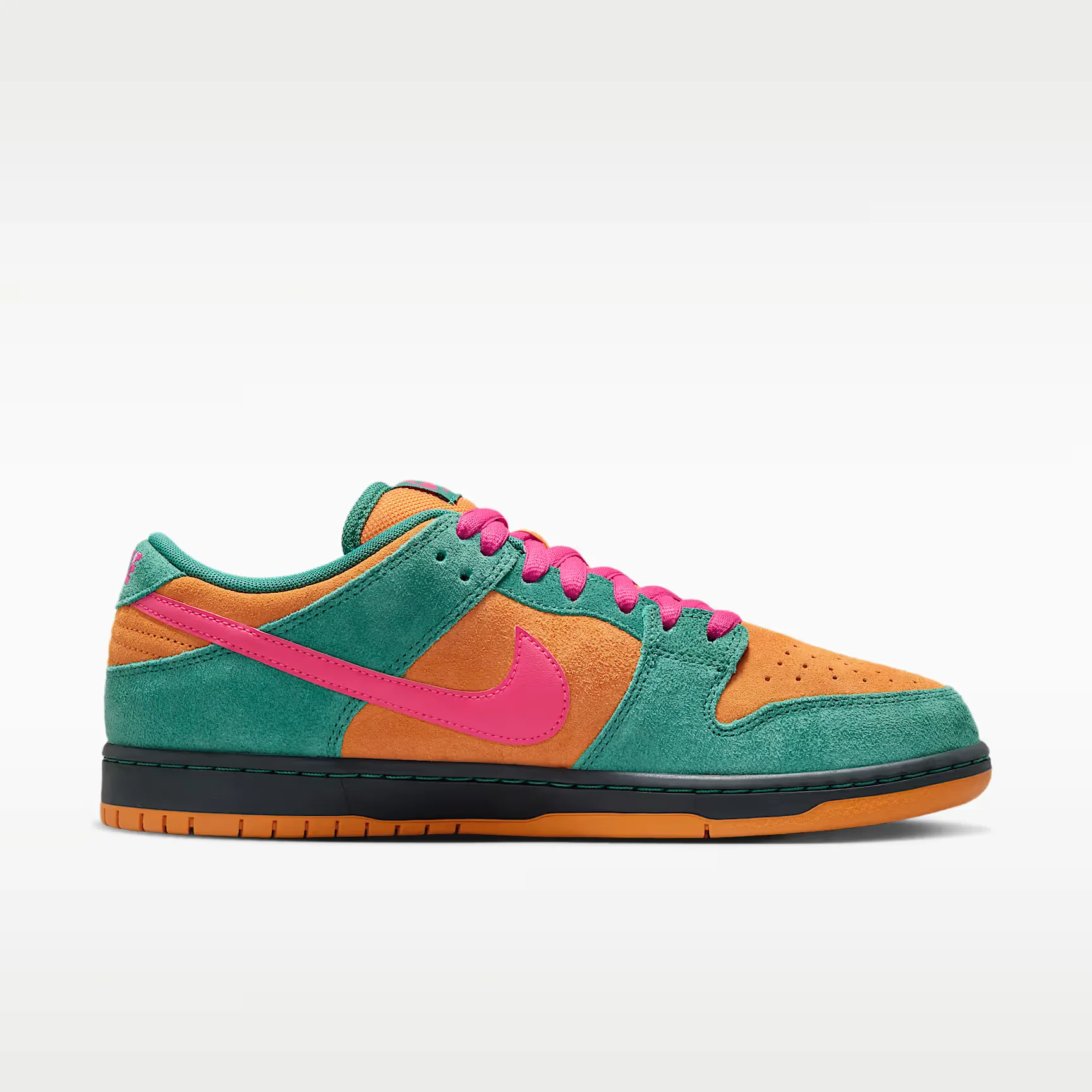 000000_Nike-SB-Dunk-Low-Pro_Green-Noise_HQ1625-301_img2