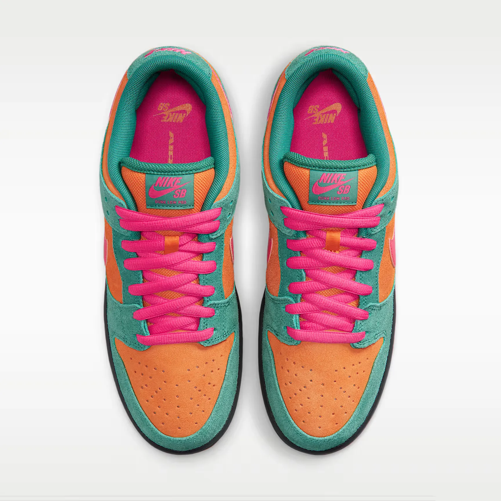 000000_Nike-SB-Dunk-Low-Pro_Green-Noise_HQ1625-301_img3