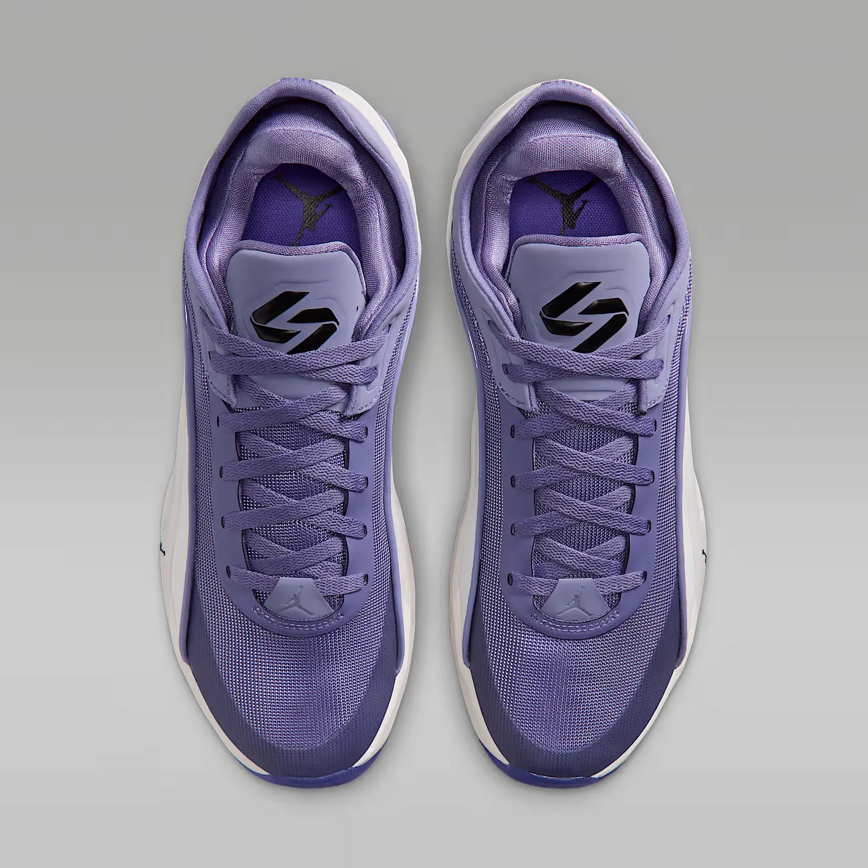 000000_Jordan-Luka-5_Dusty-Amethyst_HV8082-501_img3