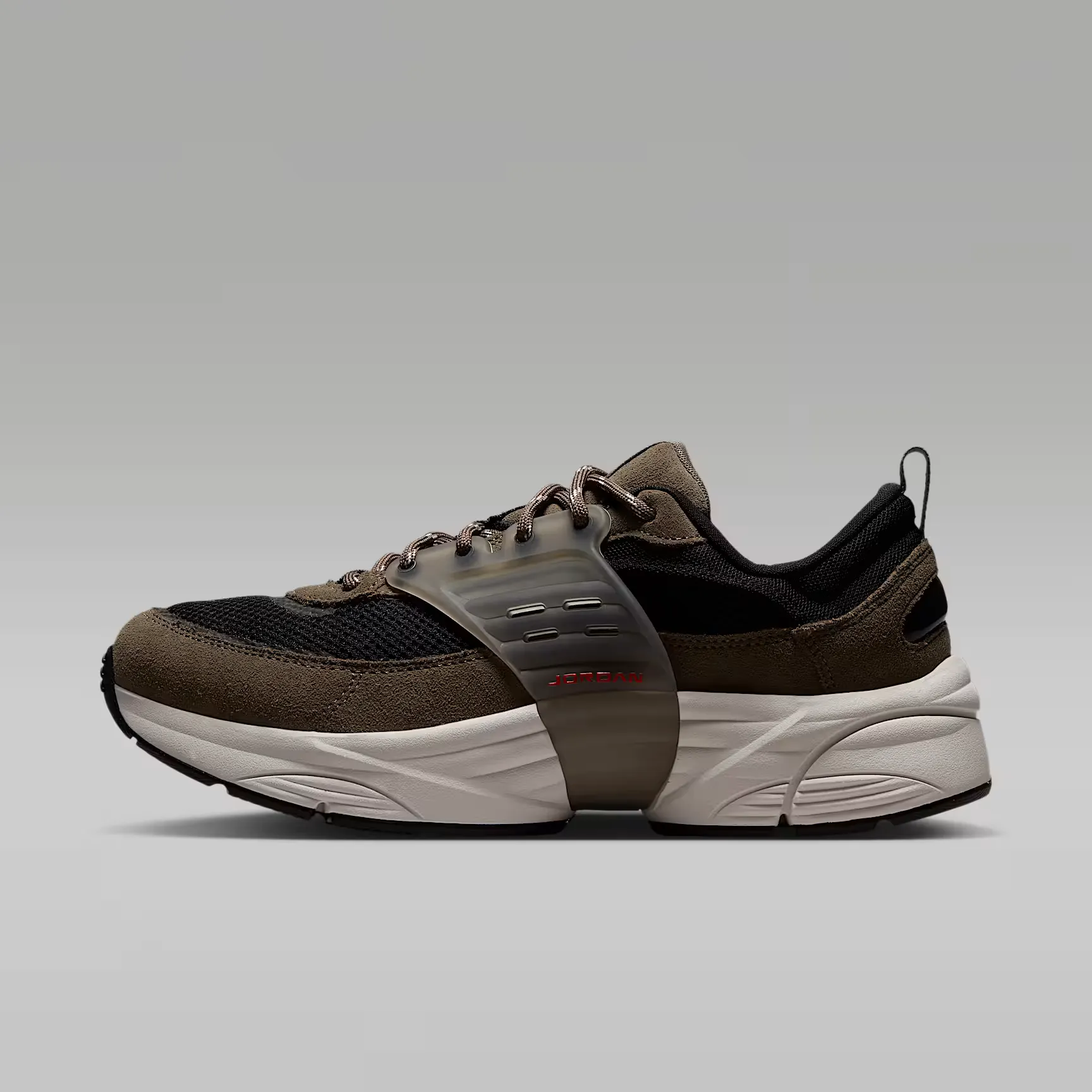 000000_Jordan-Trunner-OS_Palomino-Black_IB3722-202_img0