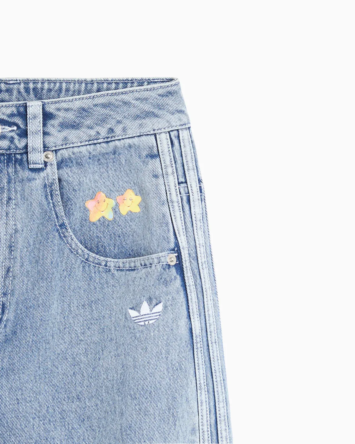 000000_adidas-Originals-x-Care-Bears-Wide-Leg-Jeans-WMNS_Blue-Denim_KQ6748_img3