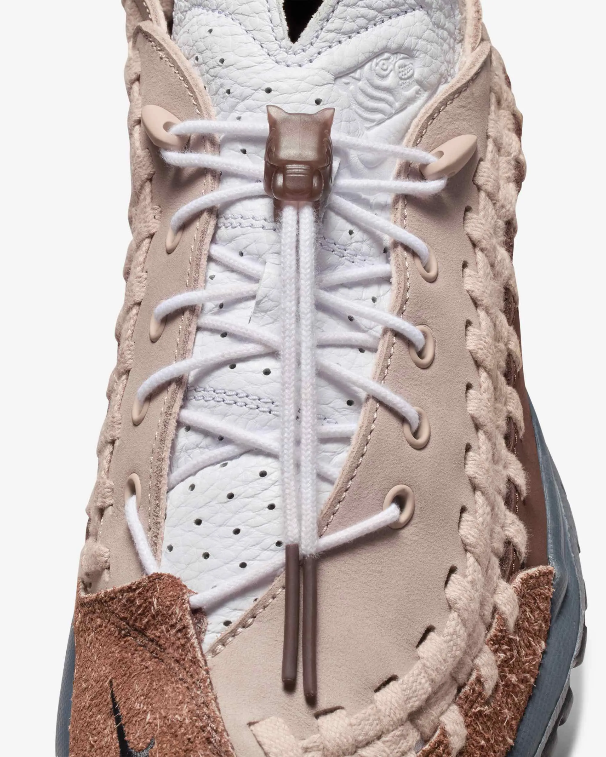000000_Nike-Homescape-Woven-x-SOULGOODS_Dark-Field-Brown-And-Medium-Orewood-Brown_HM6961-001_img9