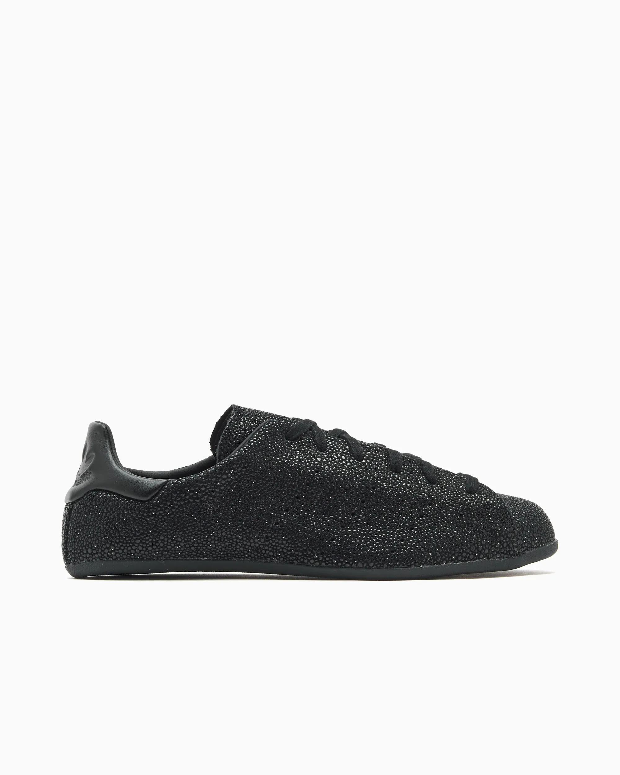 000000_adidas-Stan-Smith-Lo-Pro-WMNS_Black-Grey_KI7290_img0