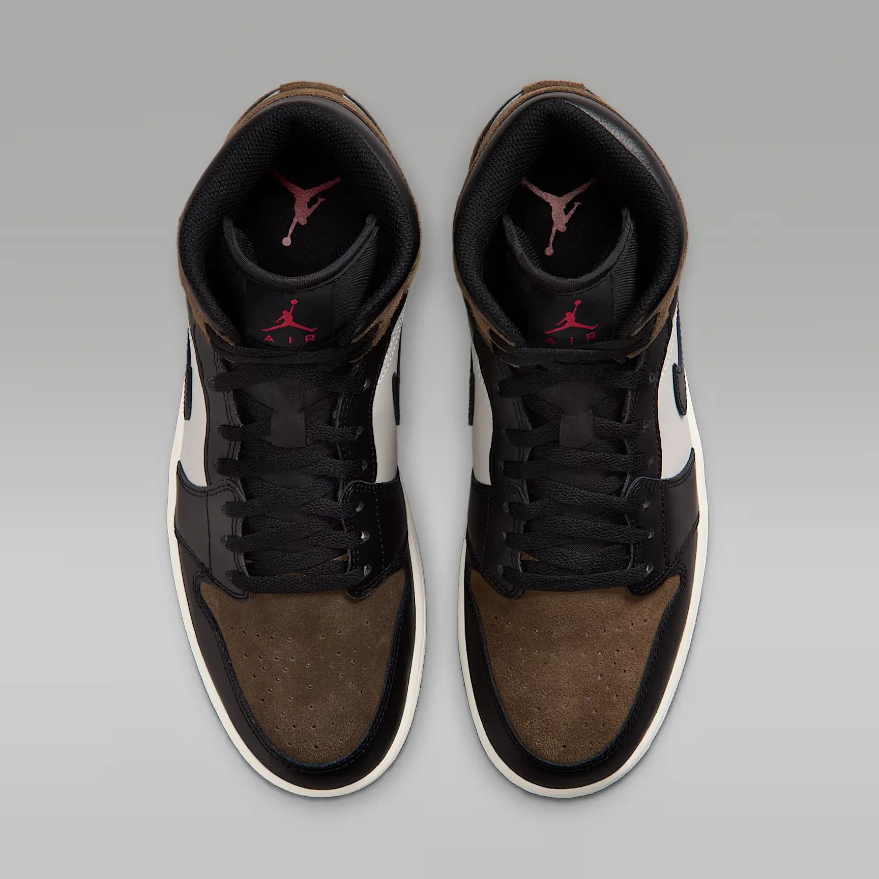 000000_Air-Jordan-1-Mid_Black-Palomino_DQ8426-007_img3