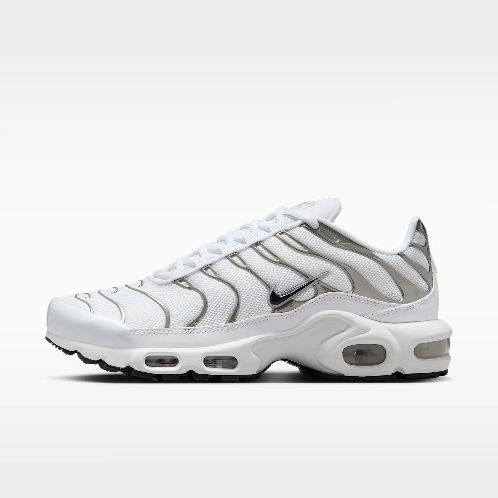 000000_Nike-Air-Max-Plus-SE-WMNS_White-Metallic-Silver_HJ9743-100_img0