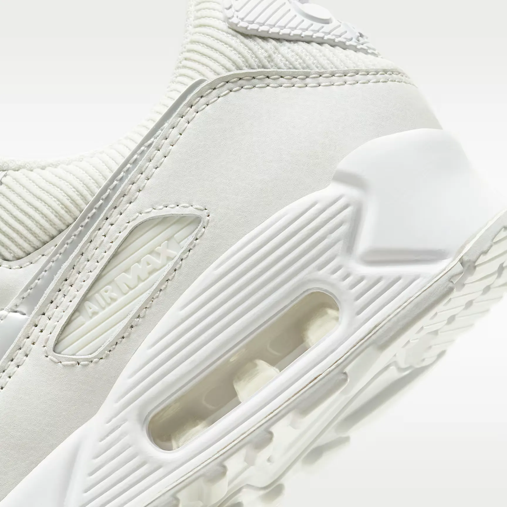 000000_Nike-Air-Max-90-WMNS_Swoosh-Chain_DC1161-100_img7