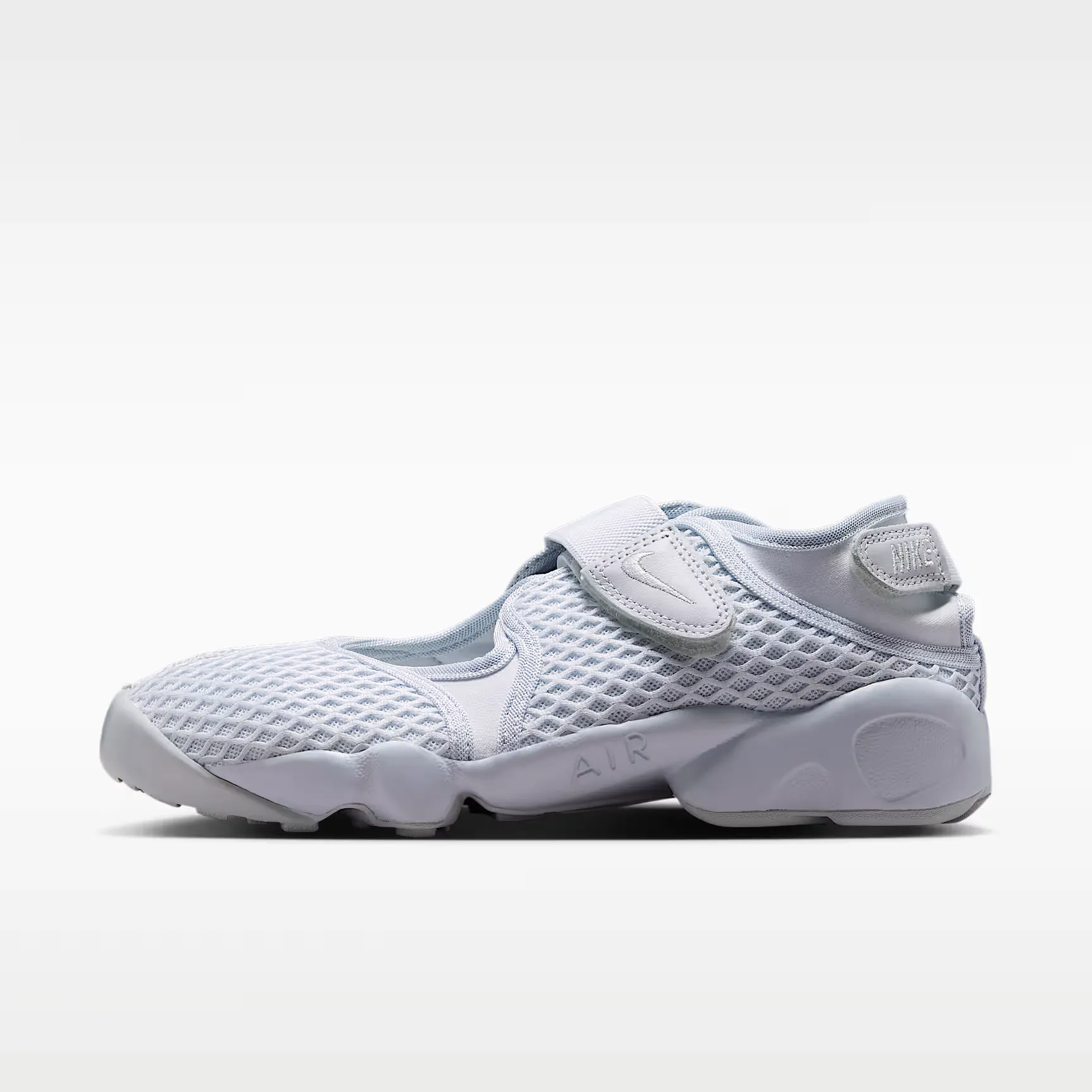 000000_Nike-Air-Rift-WMNS_Pure-Platinum-Wolf-Grey_HM8288-002_img0