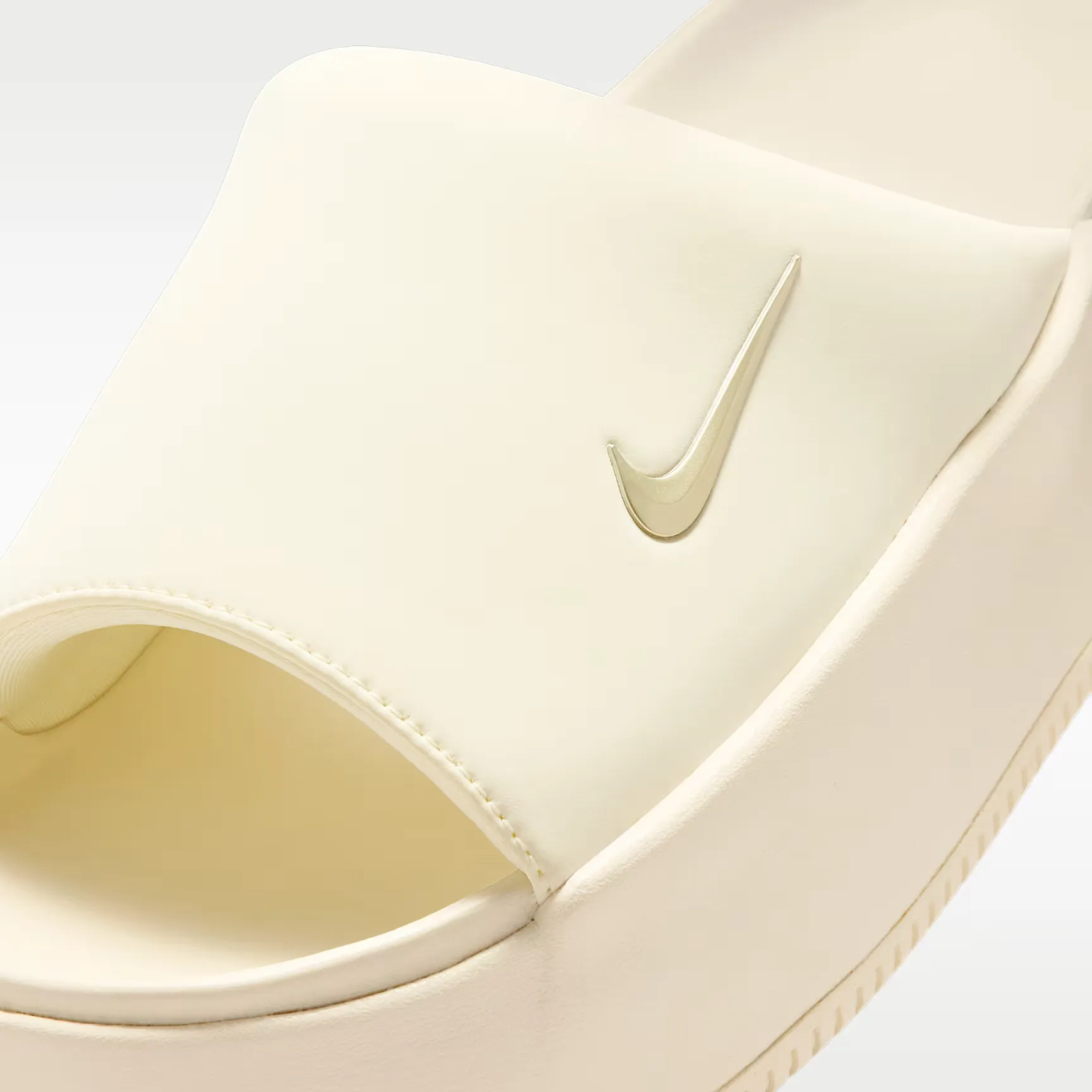 000000_Nike-Calm-Elevation-WMNS_Coconut-Milk_HJ5601-101_img5