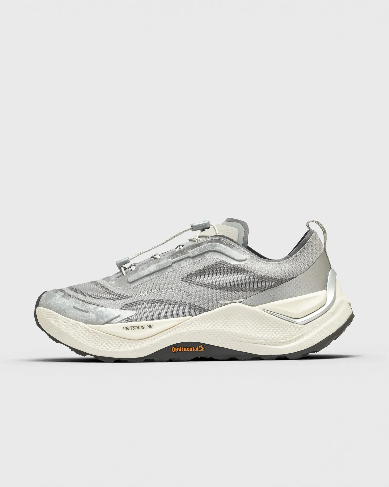 000000_adidas-Holo-Peak_Black-Iron-Metallic_KK2240_img0
