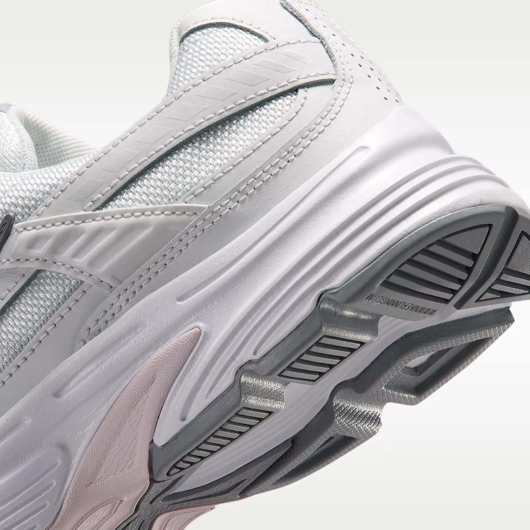 000000_Nike-Initiator-WMNS_Summit-White-Light-Magenta_394053-108_img7