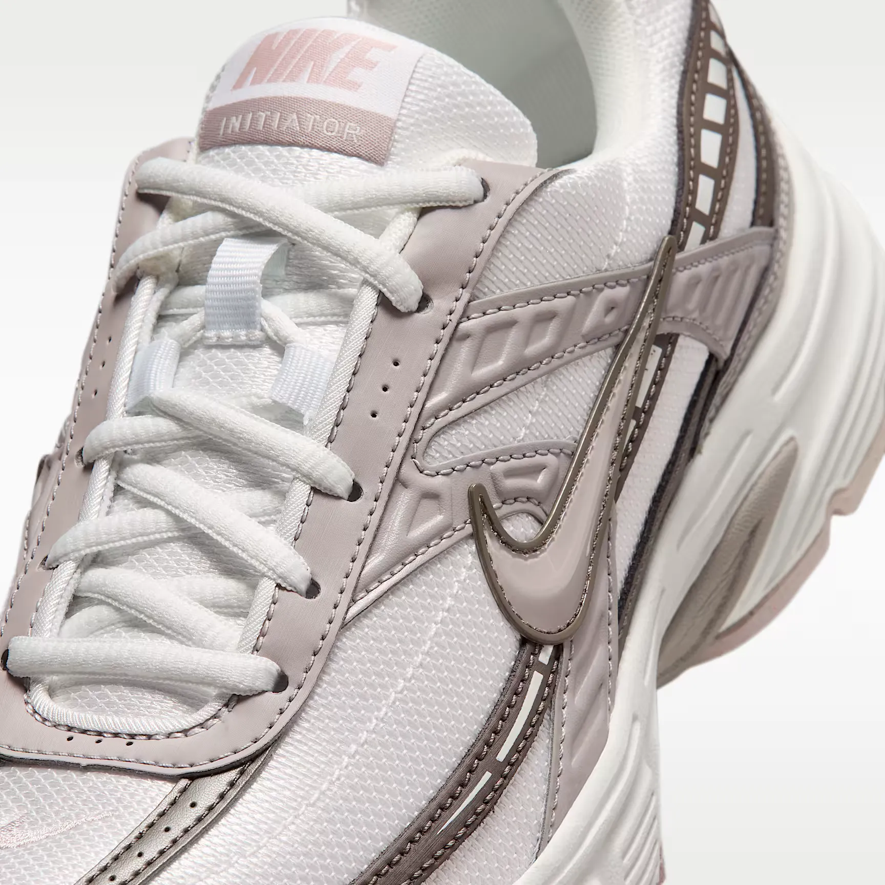 000000_Nike-Initiator-WMNS_Summit-White-Cave-Stone_IB4339-101_img6