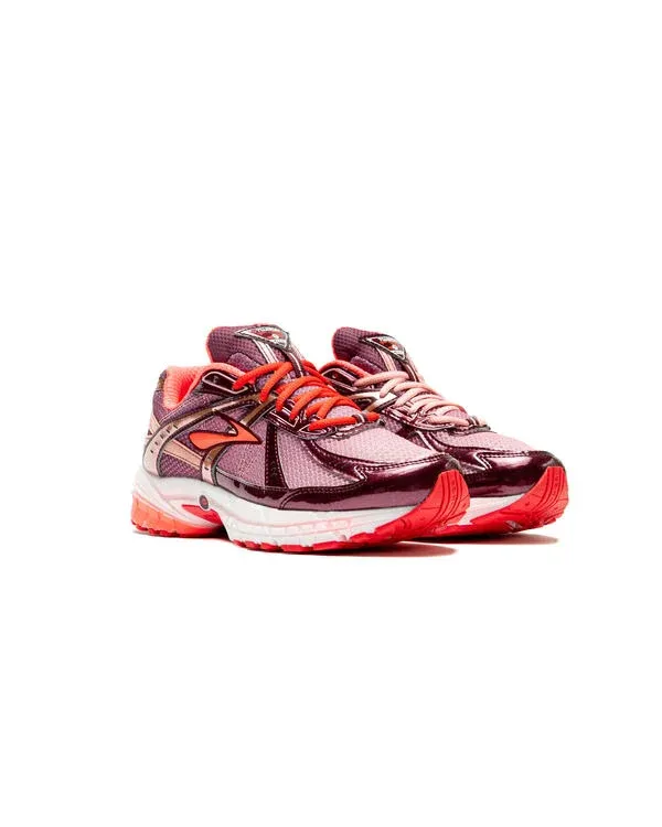 000000_Brooks-x-AFEW-Adrenaline-GTS-10_Fig-Bridal-Rose-Fiery-Coral_1000681D670_img2