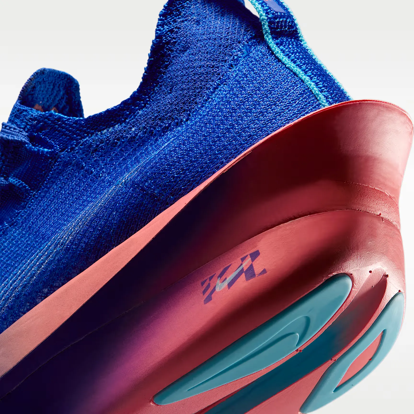 000000_Nike-Alphafly-3_Racer-Blue-White-Atomic-Pink_FD8311-402_img7