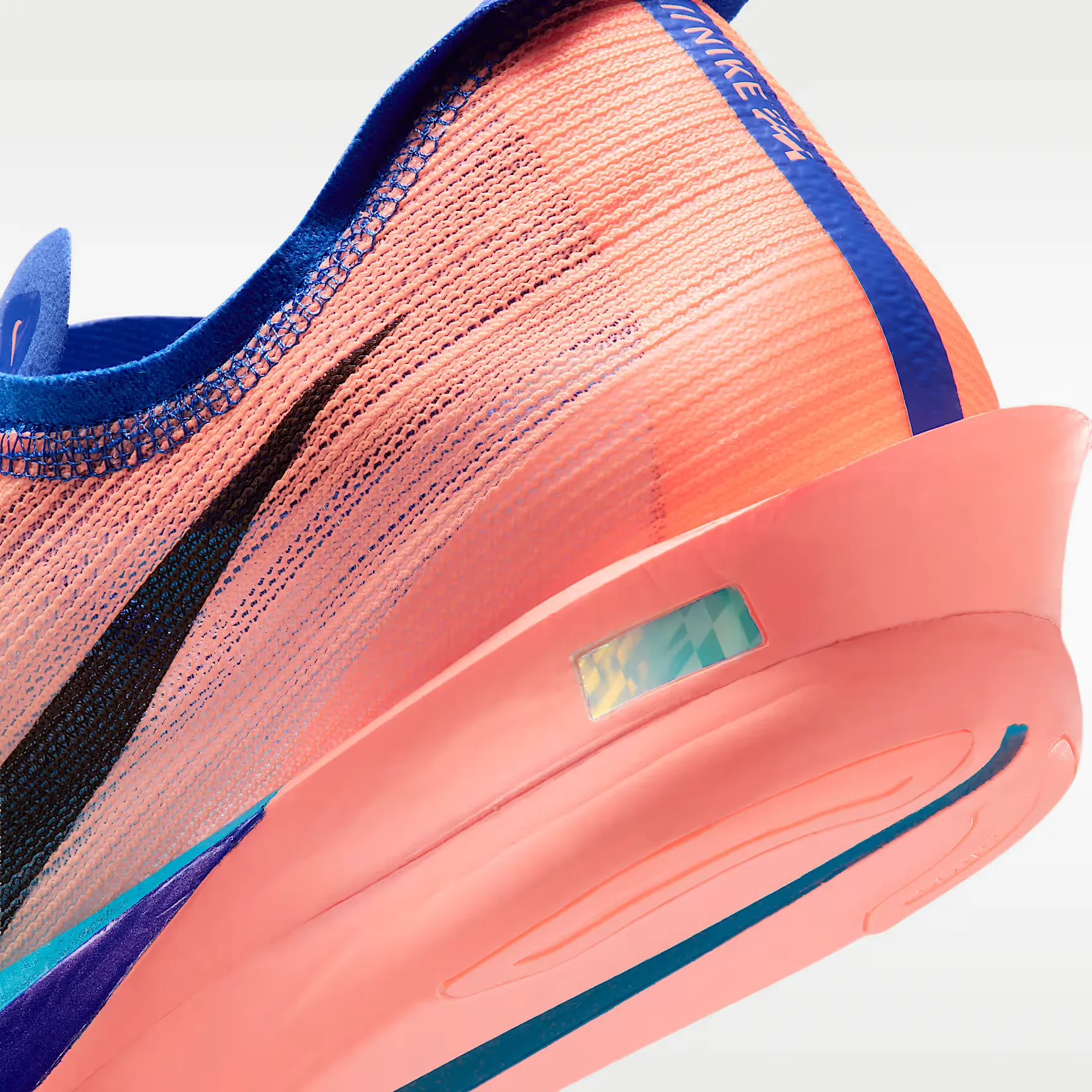 000000_Nike-ZoomX-Streakfly-2_Atomic-Pink-Racer-Blue_HF6416-601_img7