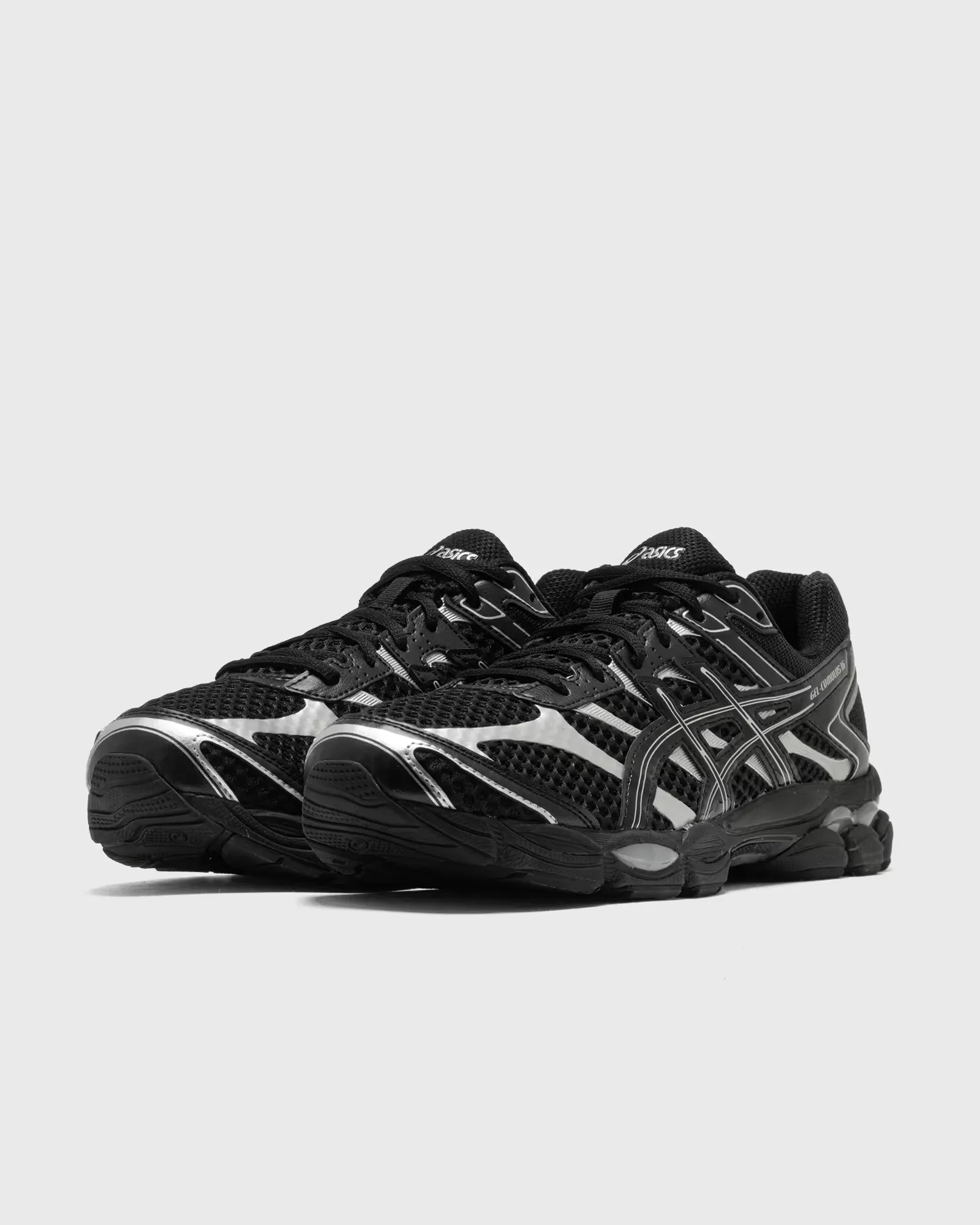 000000_ASICS-Gel-Cumulus-16_Black-Pure-Silver_1203A733-002_img1