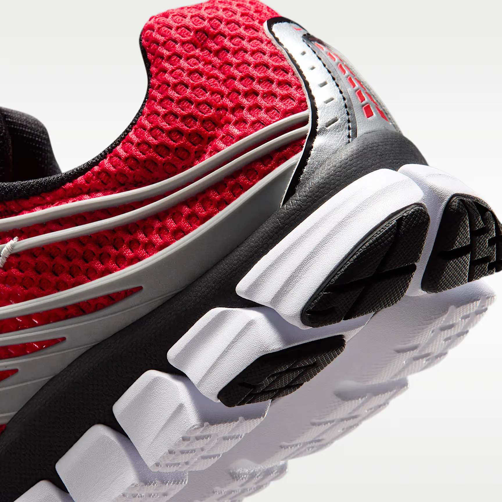 000000_Nike-Zoom-Skylon-11_University-Red_IU1869-600_img7