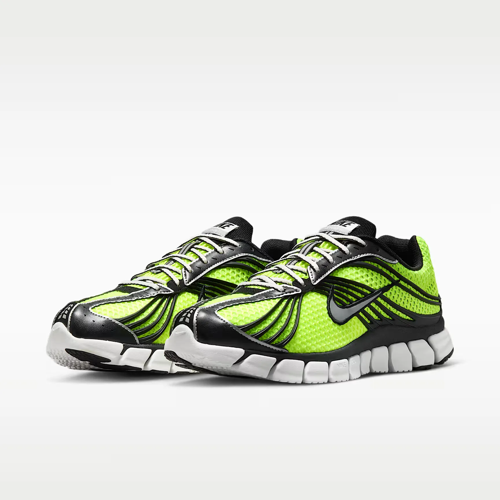 000000_Nike-Zoom-Skylon-11_Volt_IU1869-700_img4