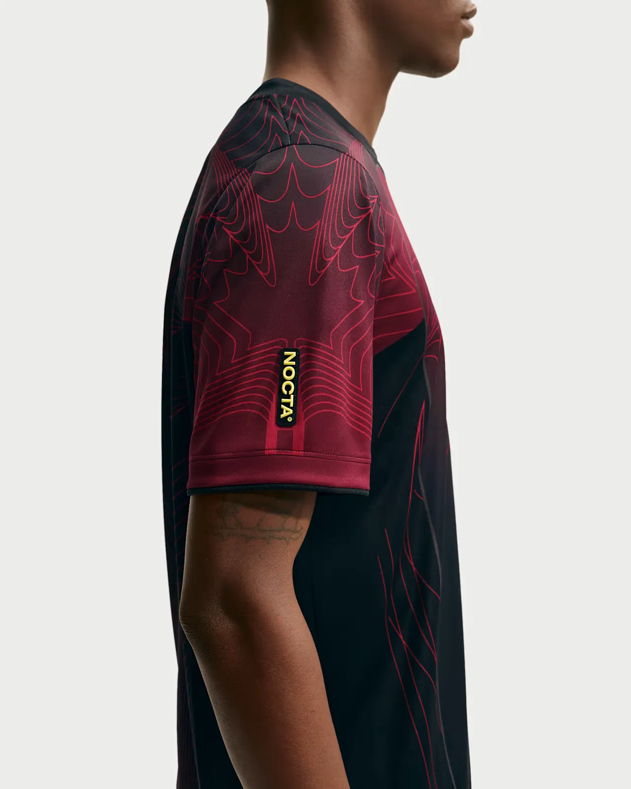 000000_NOCTA-x-Canada-x-Nike-Dri-FIT-Short-Sleeve-Jersey_Black_IH1657-010_img2