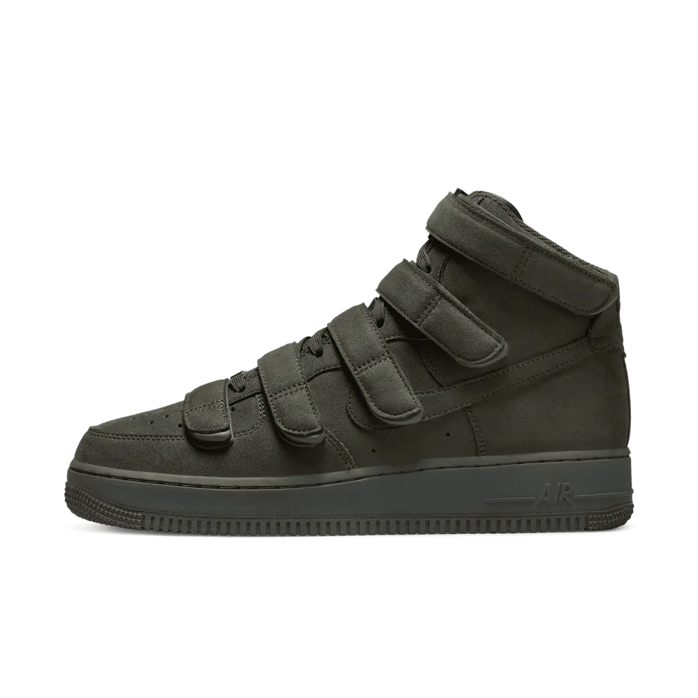 6B7C5C_Billie-Eilish-x-Nike-Air-Force-1-High_SEQUOIA_DM7926-300_img0