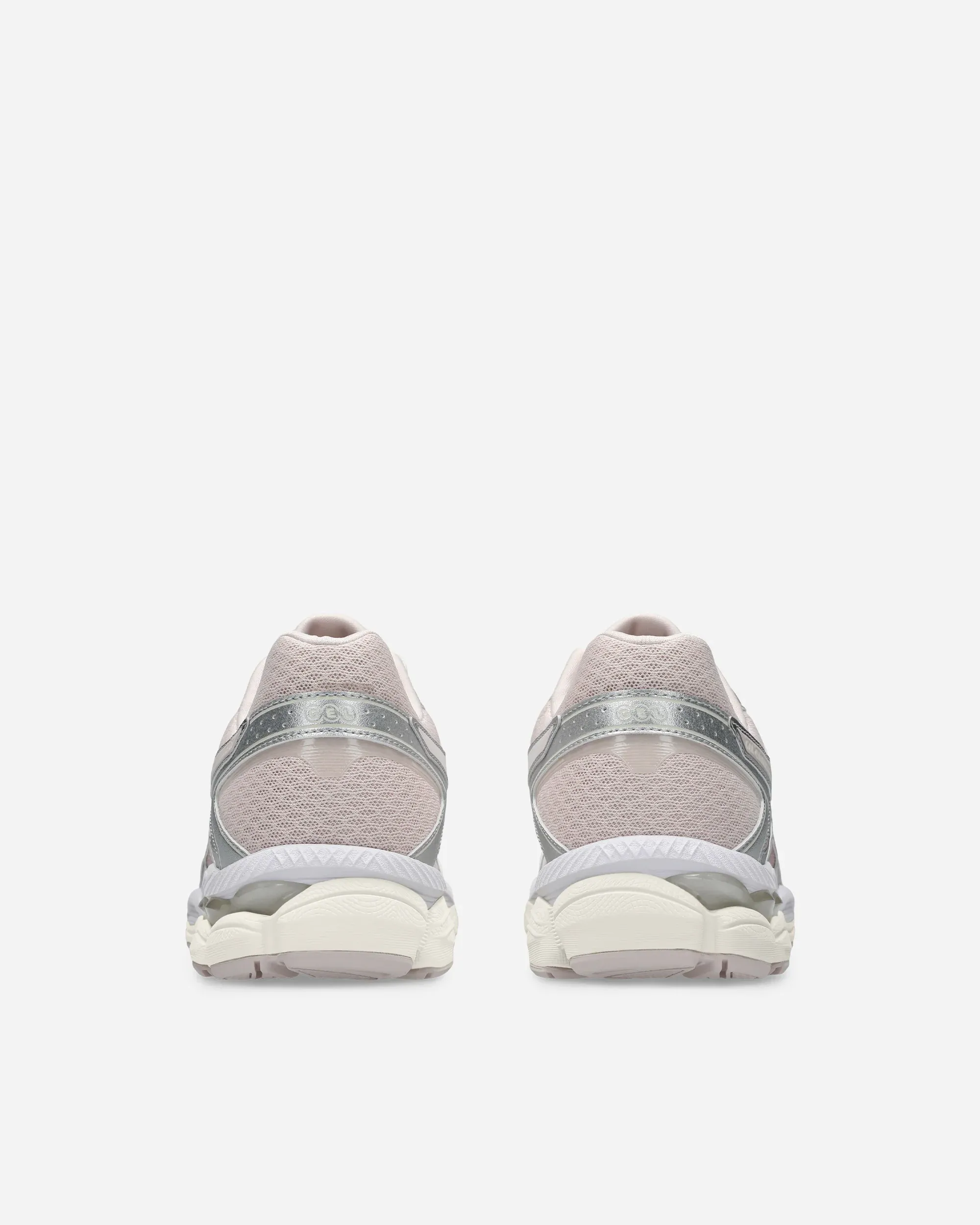 000000_ASICS-Gel-Cumulus-16_Pink-Cloud-Pure-Silver_1203B218-700_img3