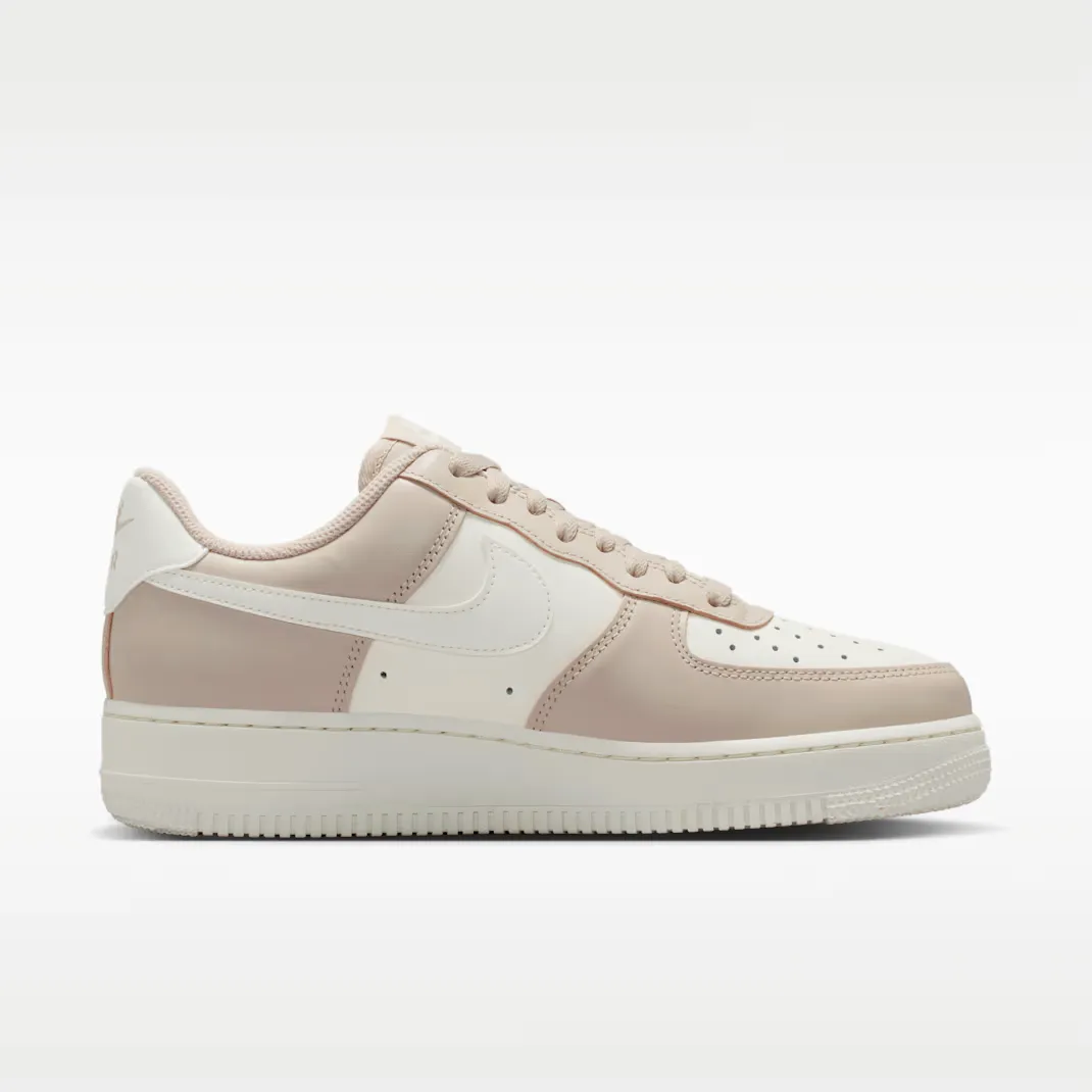 Nike-Air-Force-1-Low-'07-WMNS_Cream-Metallic-Gold_IV5197-200_img2