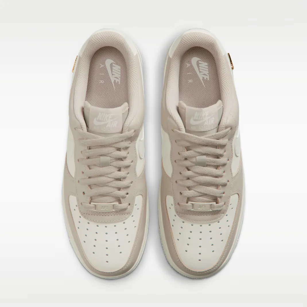 Nike-Air-Force-1-Low-'07-WMNS_Cream-Metallic-Gold_IV5197-200_img3