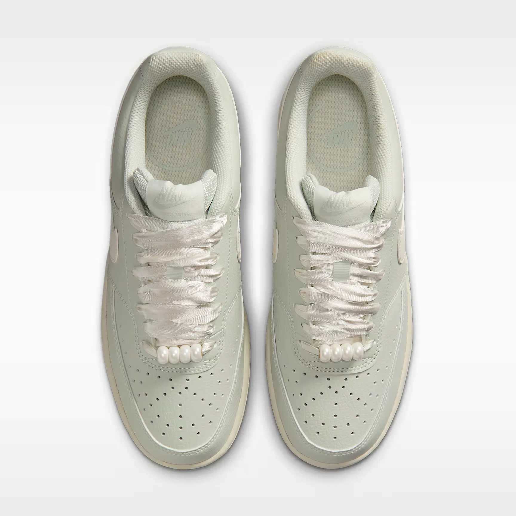 000000_Nike-Court-Vision-Low-WMNS_Spruce-Aura-Sail_IB6652-002_img3