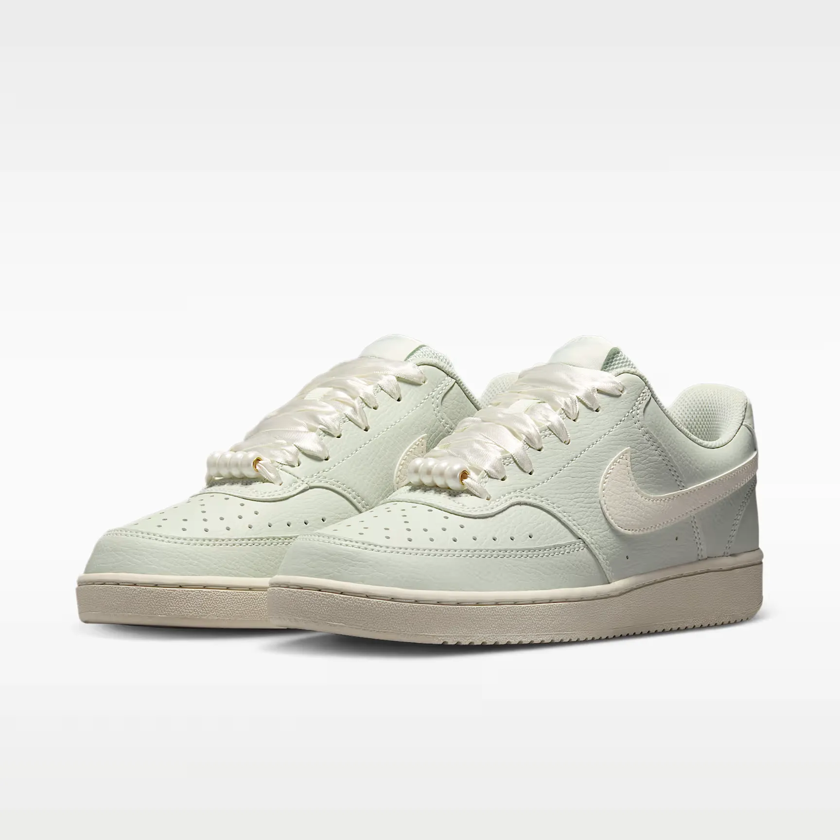 000000_Nike-Court-Vision-Low-WMNS_Spruce-Aura-Sail_IB6652-002_img4