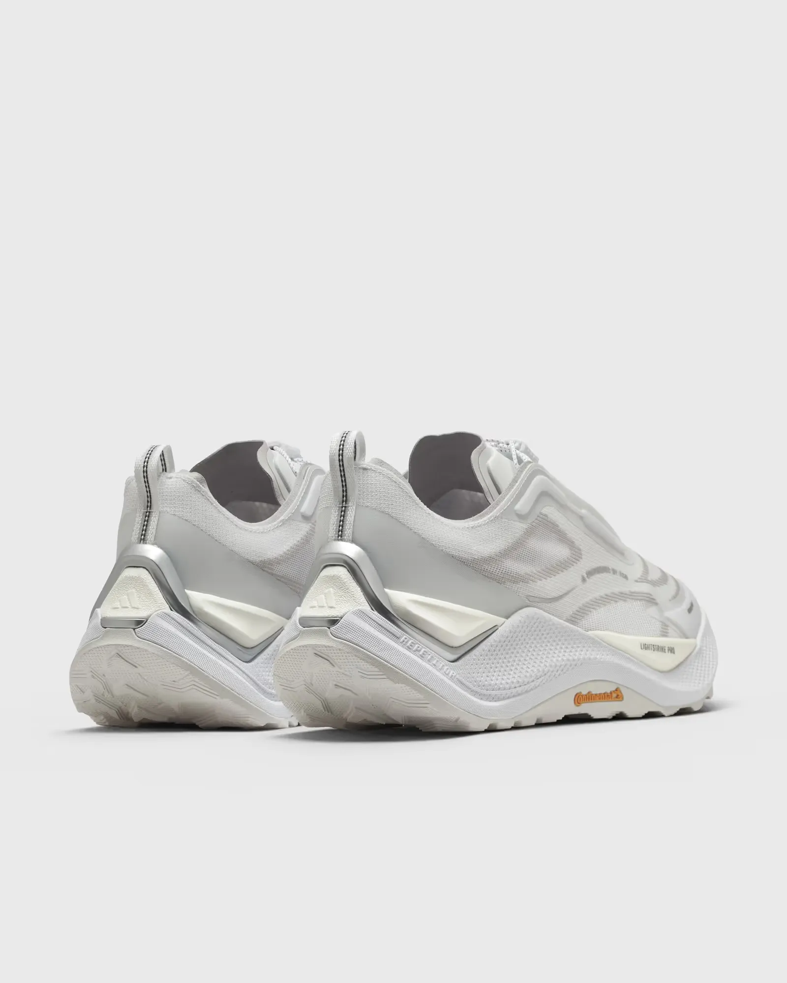 000000_adidas-Holo-Peak_White-Grey-Silver-Metallic_KI1521_img3