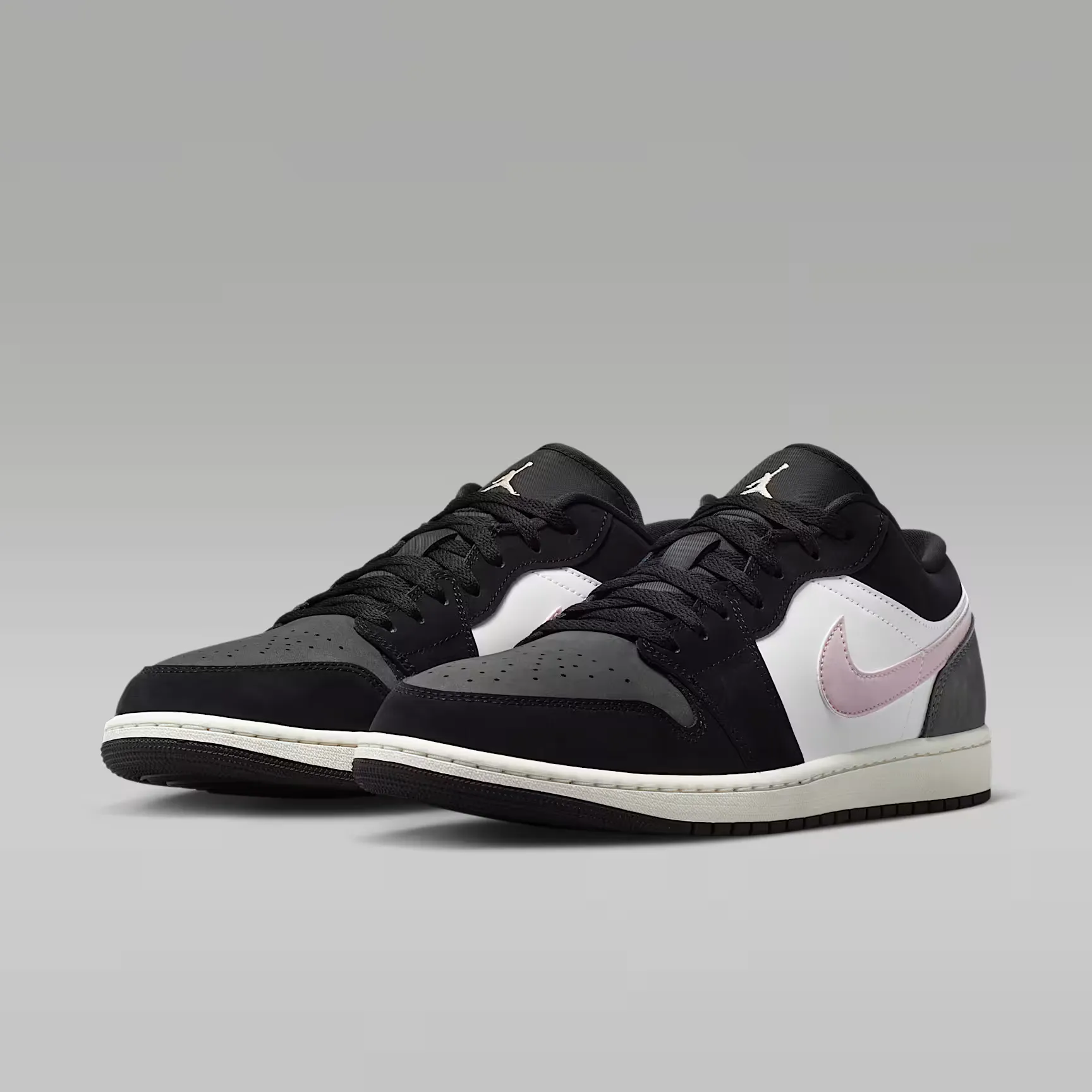 000000_Air-Jordan-1-Low-SE_Black-Iron-Grey-Iced-Carmine_II3788-003_img4