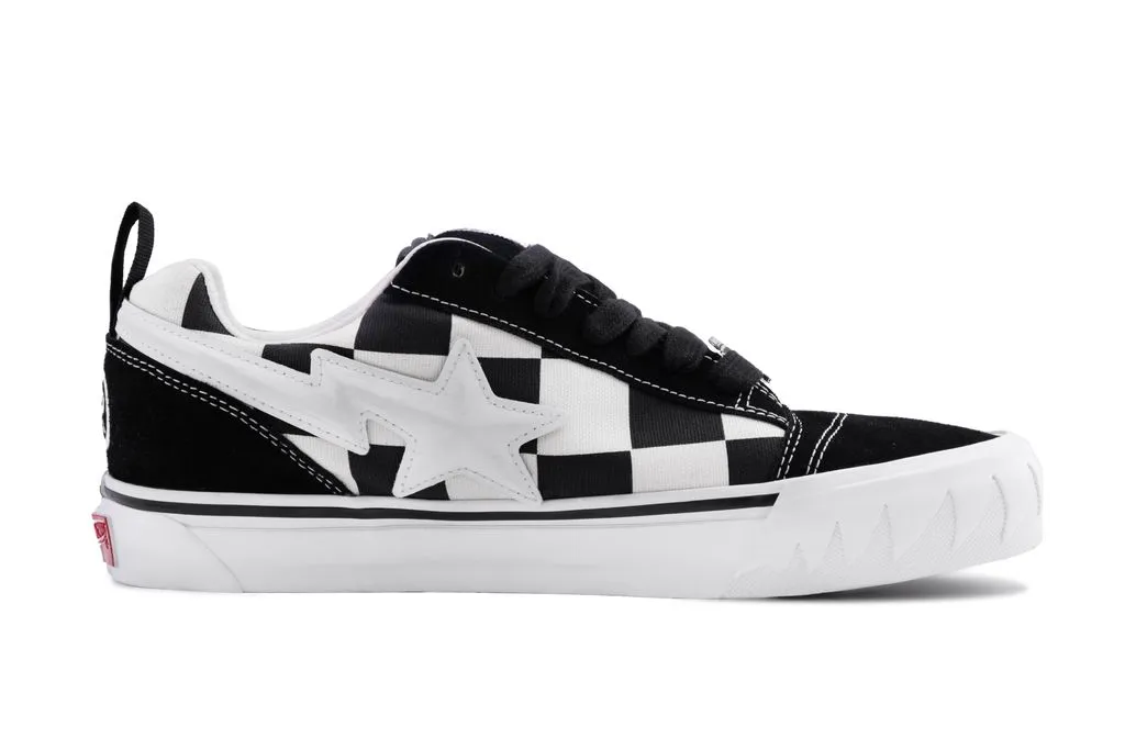 000000_-BAPE-x-Vans-Premium-Knu-Skool_Camo-Black-_VN000Z3929B_img1