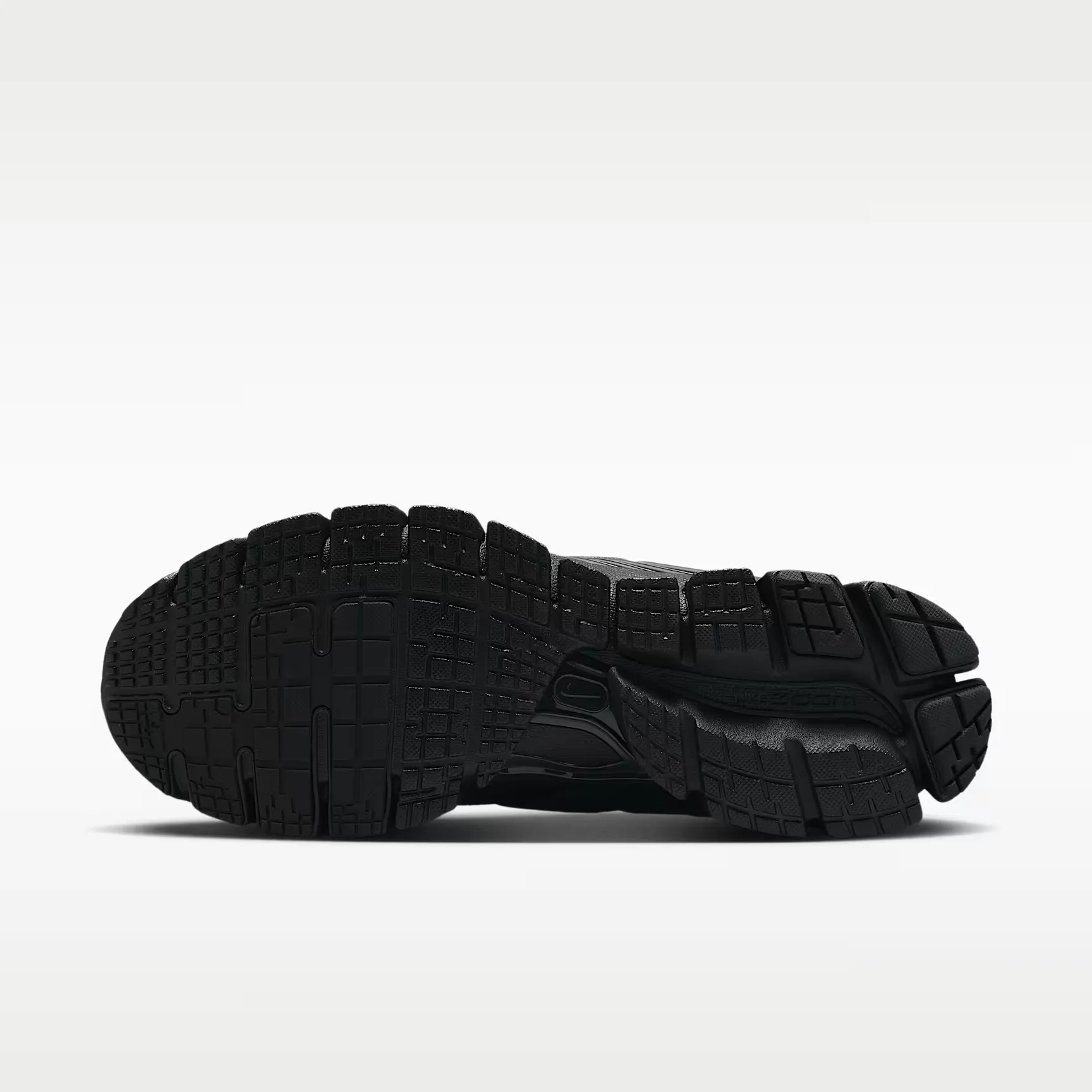 000000_Nike-Zoom-Skylon-11_Black-Black_IU1869-002_img1