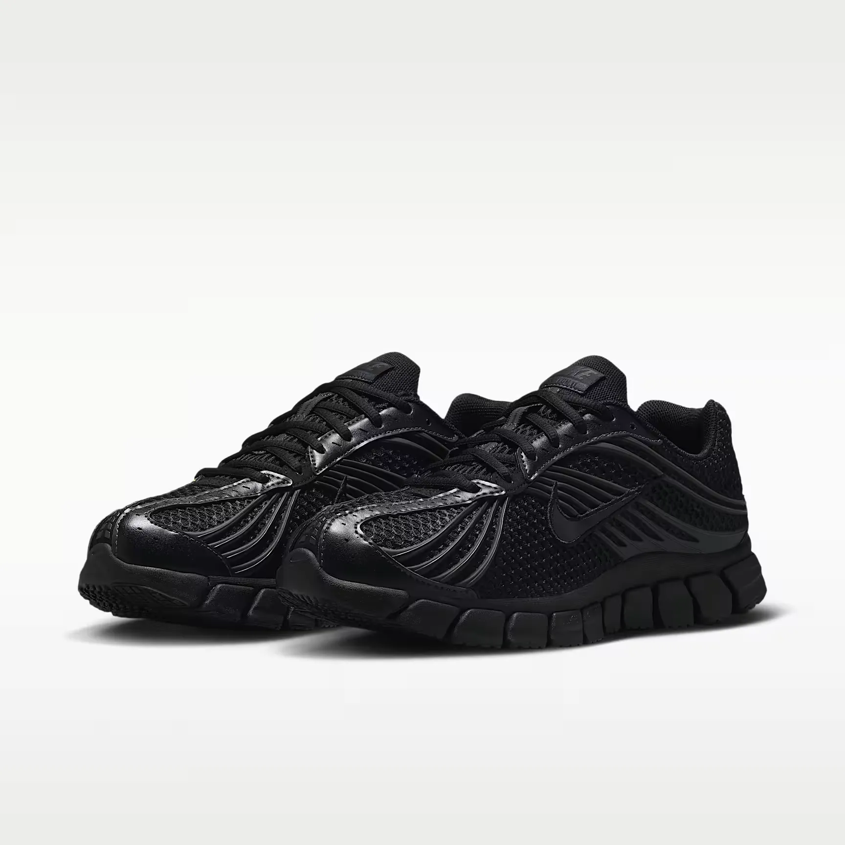 000000_Nike-Zoom-Skylon-11_Black-Black_IU1869-002_img4