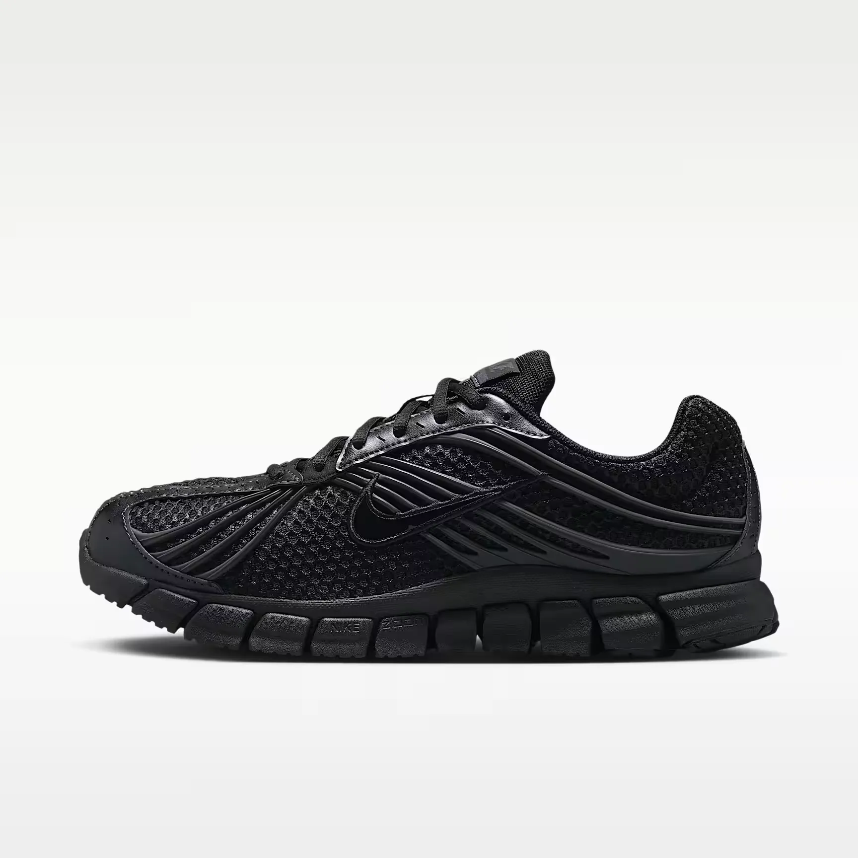 000000_Nike-Zoom-Skylon-11_Black-Black_IU1869-002_img0
