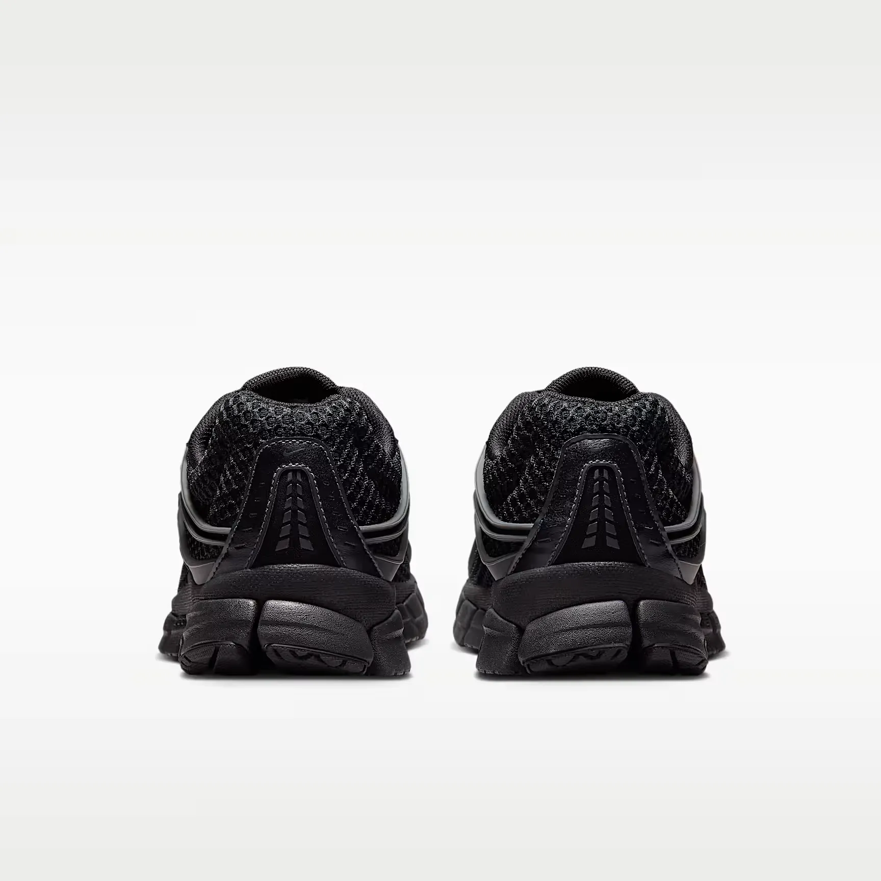 000000_Nike-Zoom-Skylon-11-WMNS_Black-Anthracite_IU7360-002_img5