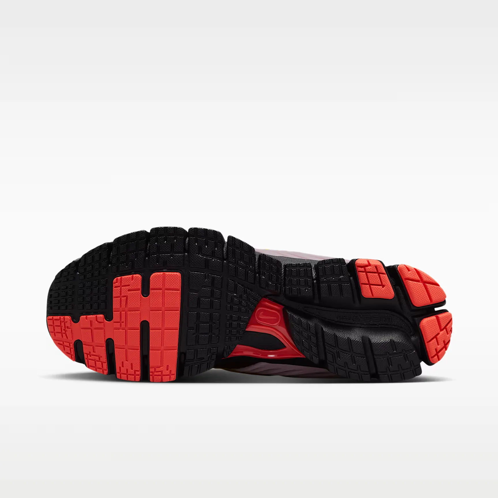 000000_Nike-Zoom-Skylon-11-WMNS_Black-Light-Magenta_IU7360-003_img1