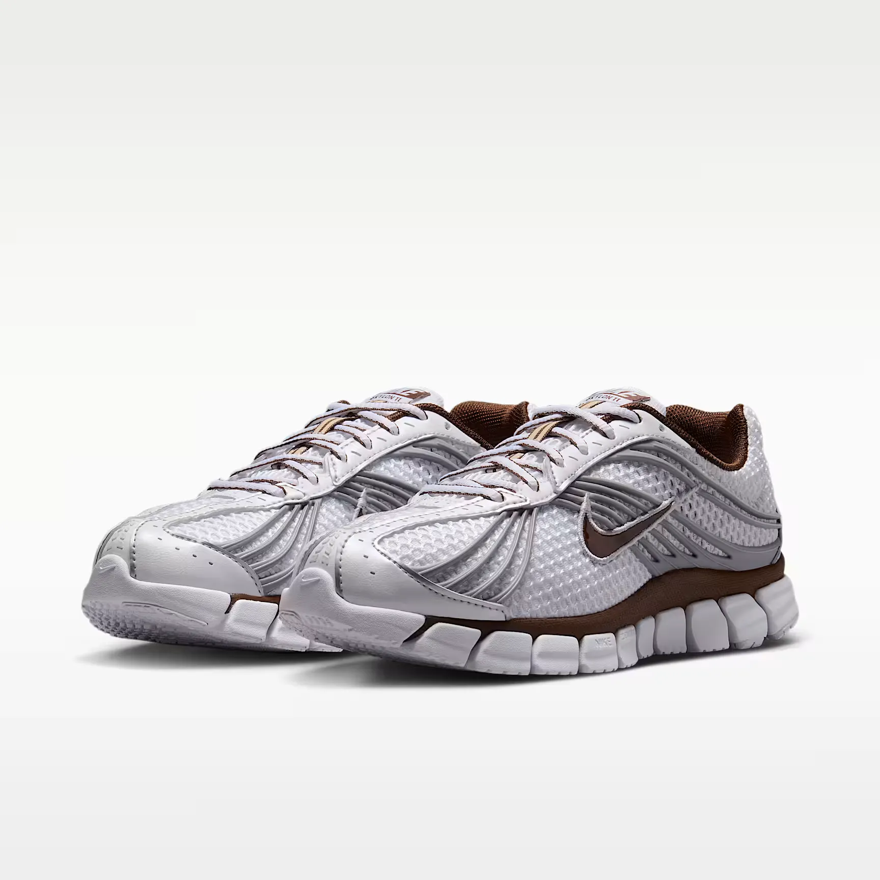000000_Nike-Zoom-Skylon-11-WMNS_White-Cacao-Wow_IU7360-102_img4