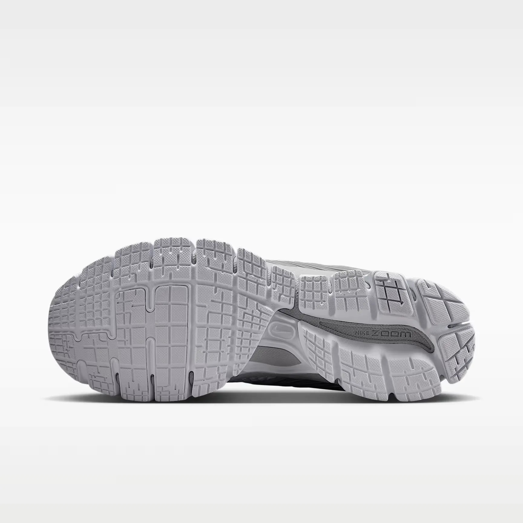 000000_Nike-Zoom-Skylon-11-WMNS_White-Grey-Fog_IU7360-103_img1