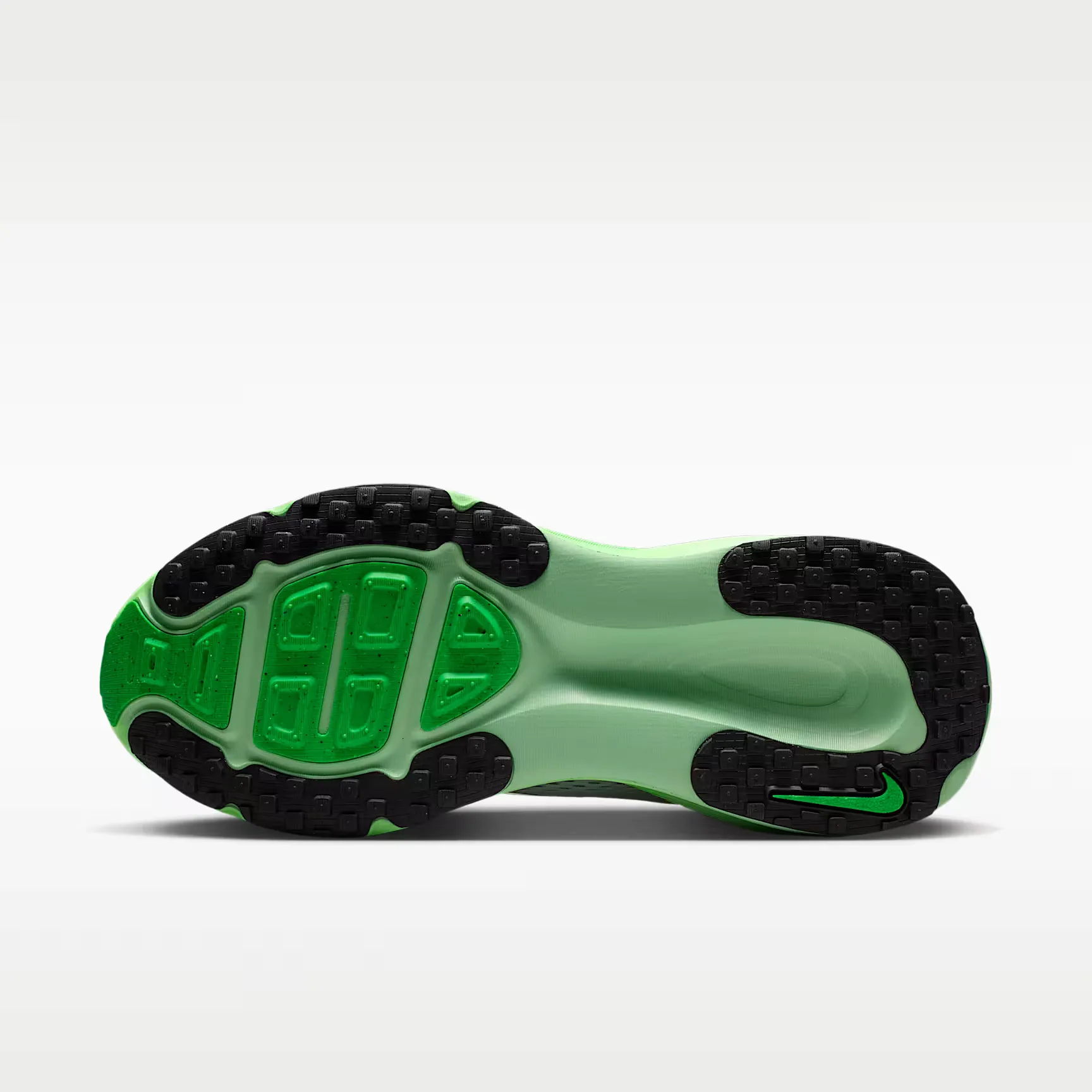 000000_Nike-Vomero-18-WMNS_White-Illusion-Green_HM6804-117_img1
