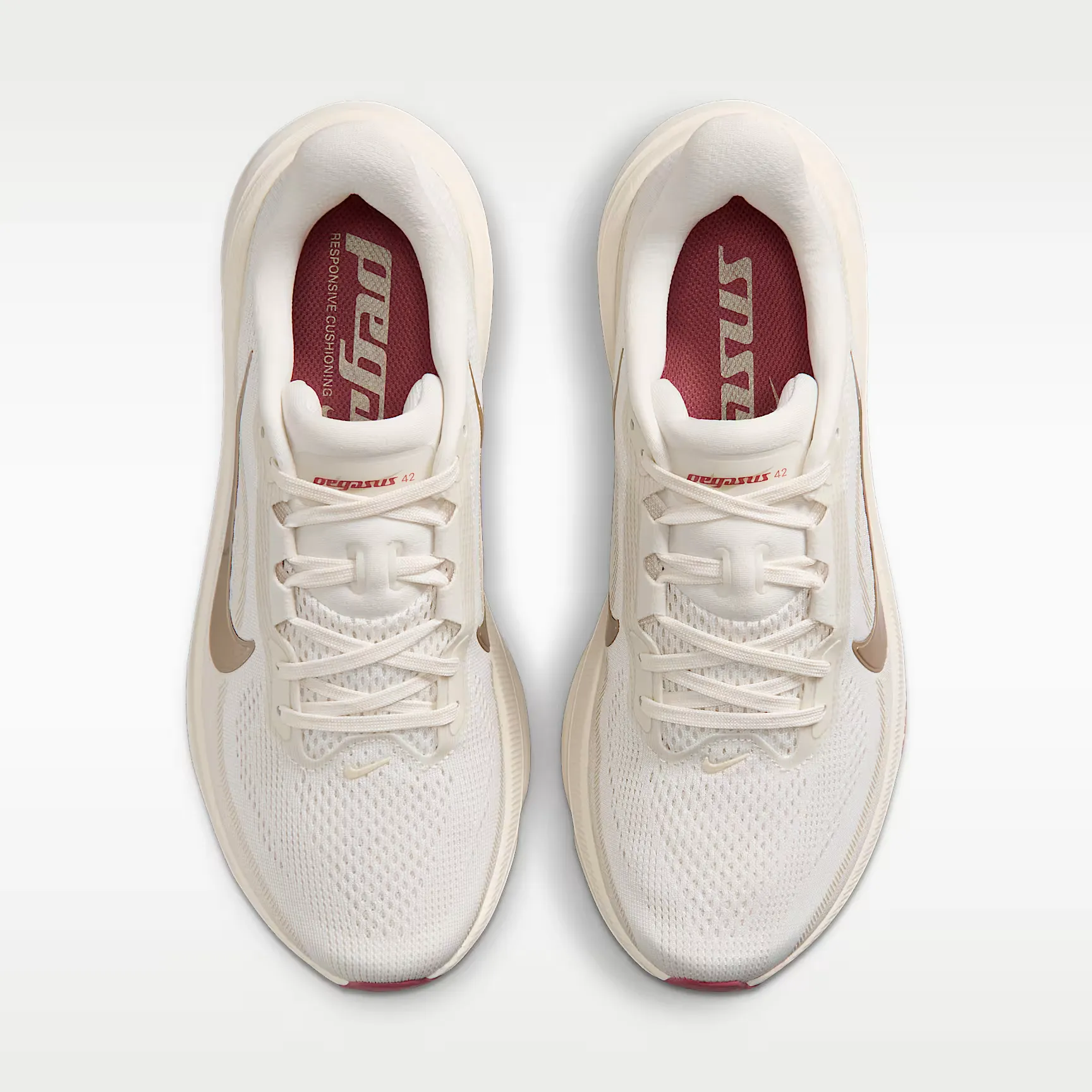000000_Nike-Pegasus-42-WMNS_Phantom-Chalk-Sail-Metallic-Gold-Grain_IB1881-004_img3