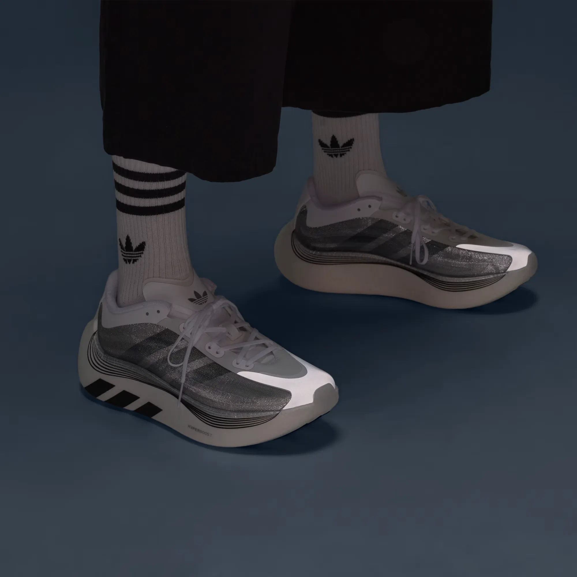 adidas-Hyperboost-Euphoria_Metallic-Silver_LA5997_img7