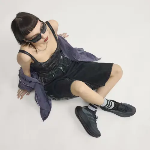 adidas-Hyperboost-Euphoria_Core-Black_KZ8506_img1