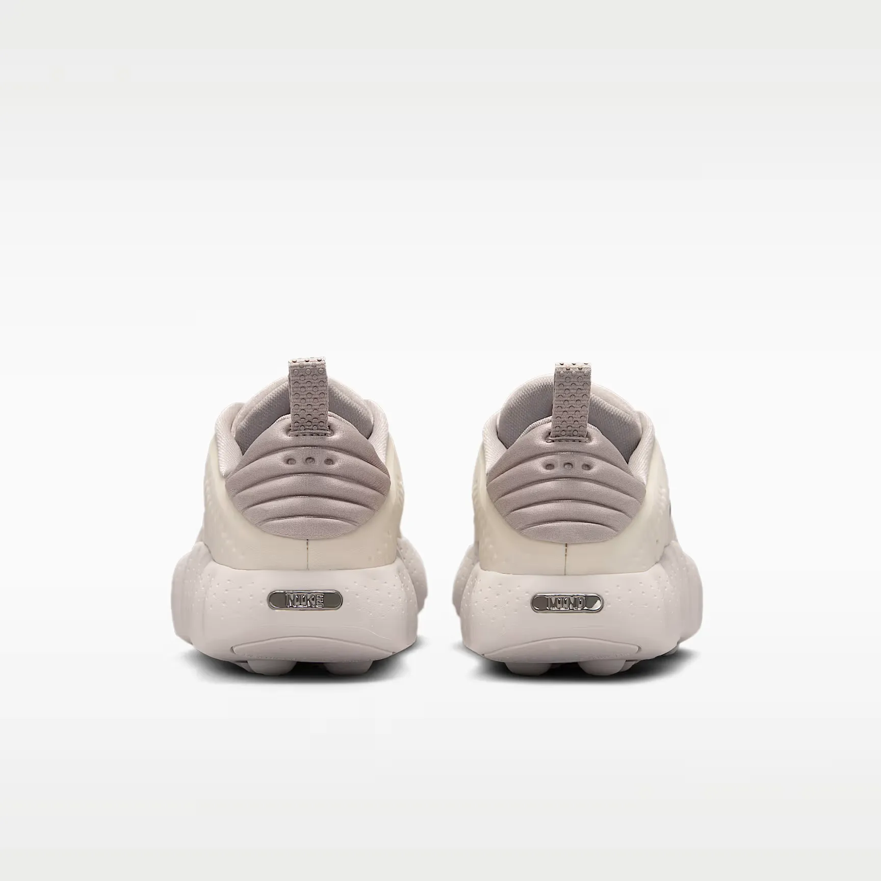 000000_Nike-Mind-002_Phantom_HQ4308-004_img5