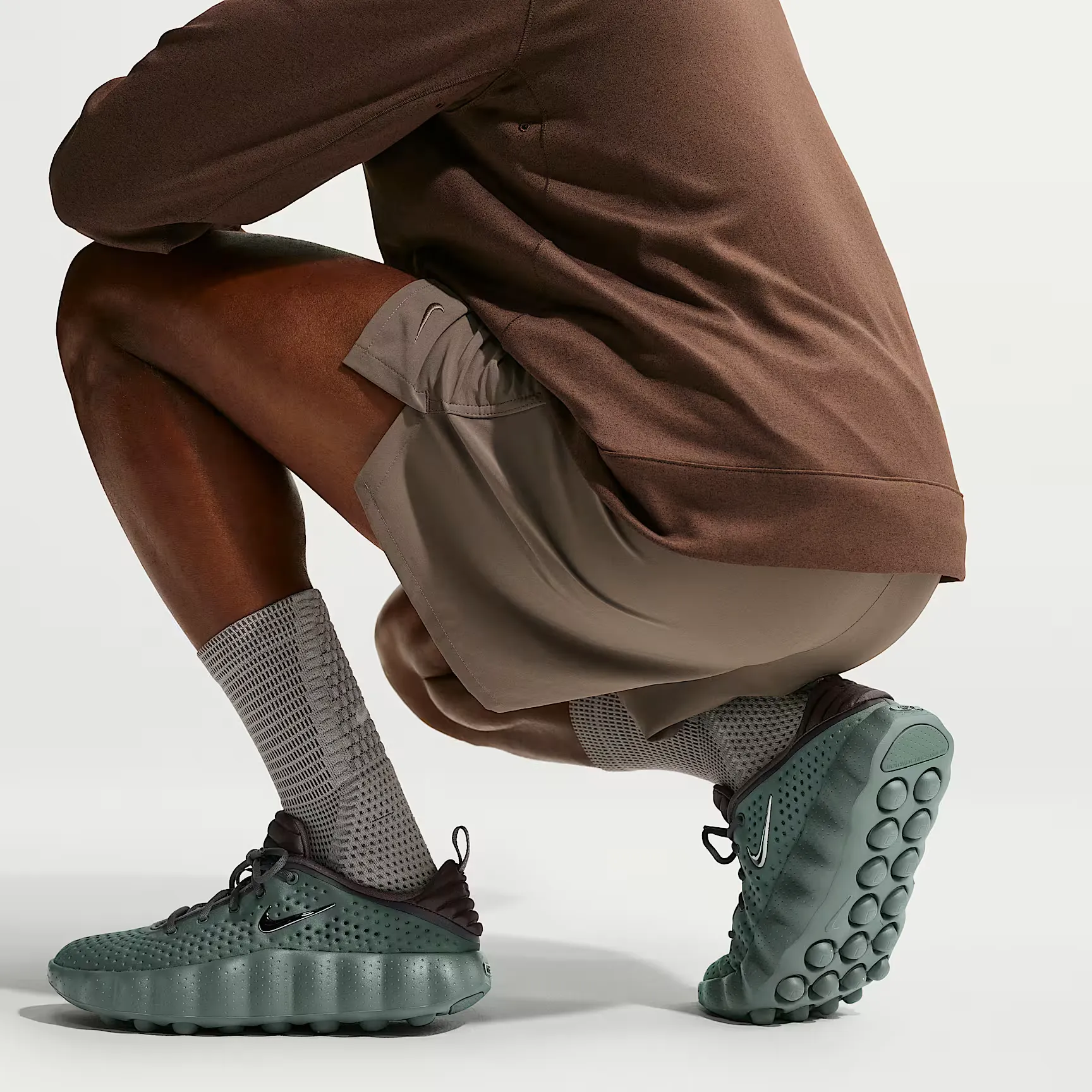 000000_Nike-Mind-002_Camo-Green_HQ4308-300_img9